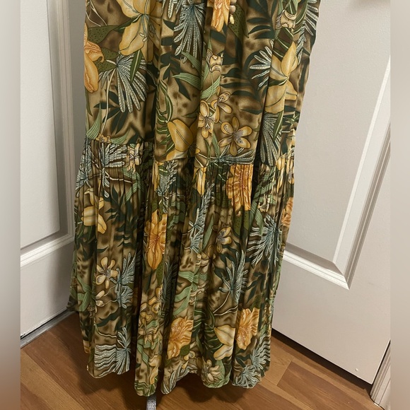 Robbie Bee Tropical Print Pleated Fully Lined Maxi Dress EUC Size 16 - Picture 7 of 11